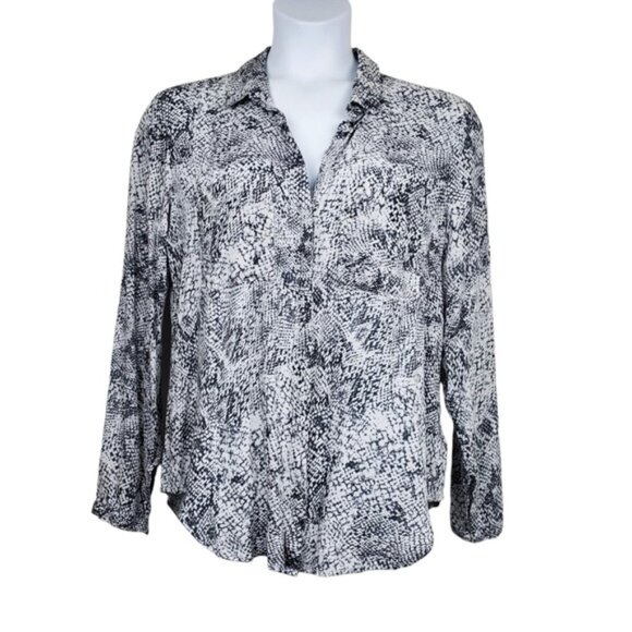 Anthropologie Womens Cloth & Stone Grey Animal Print Button Front Shirt Size XL - Picture 1 of 5